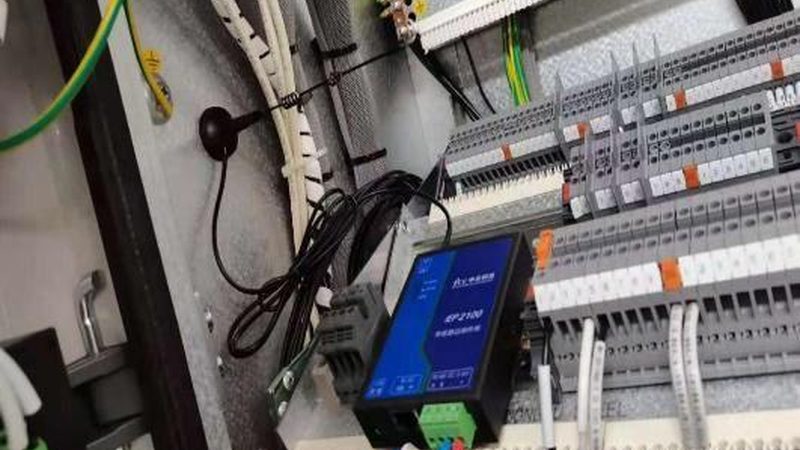 三相异步电机的额定电流计算公式如下：
